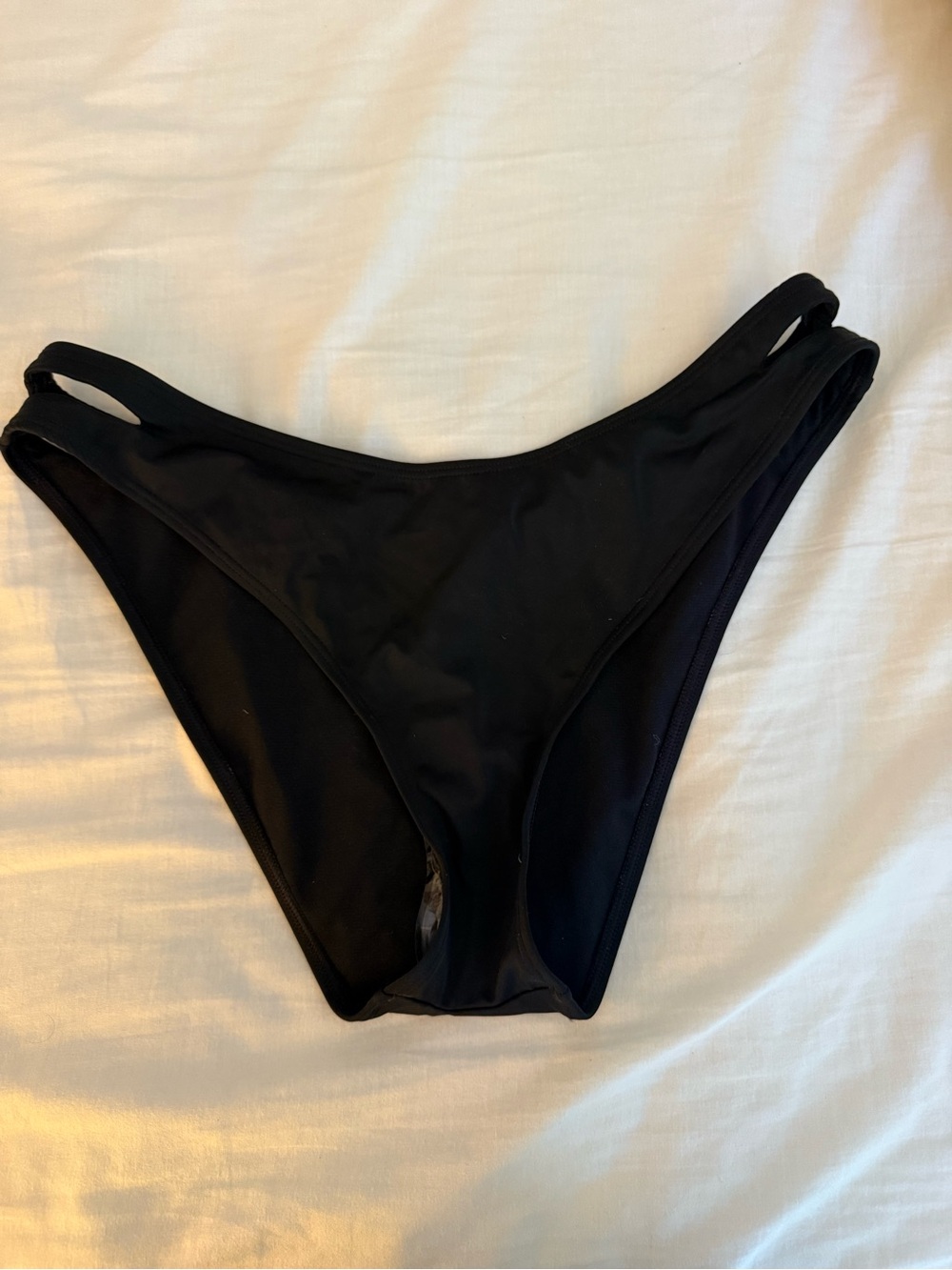 Adore Me NWT Black Bikini Bottom Double Hip Cut Outs Size Large